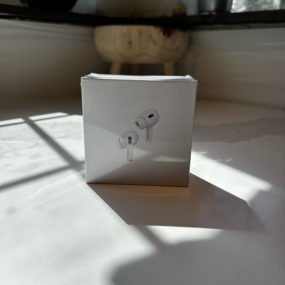 AirPods
